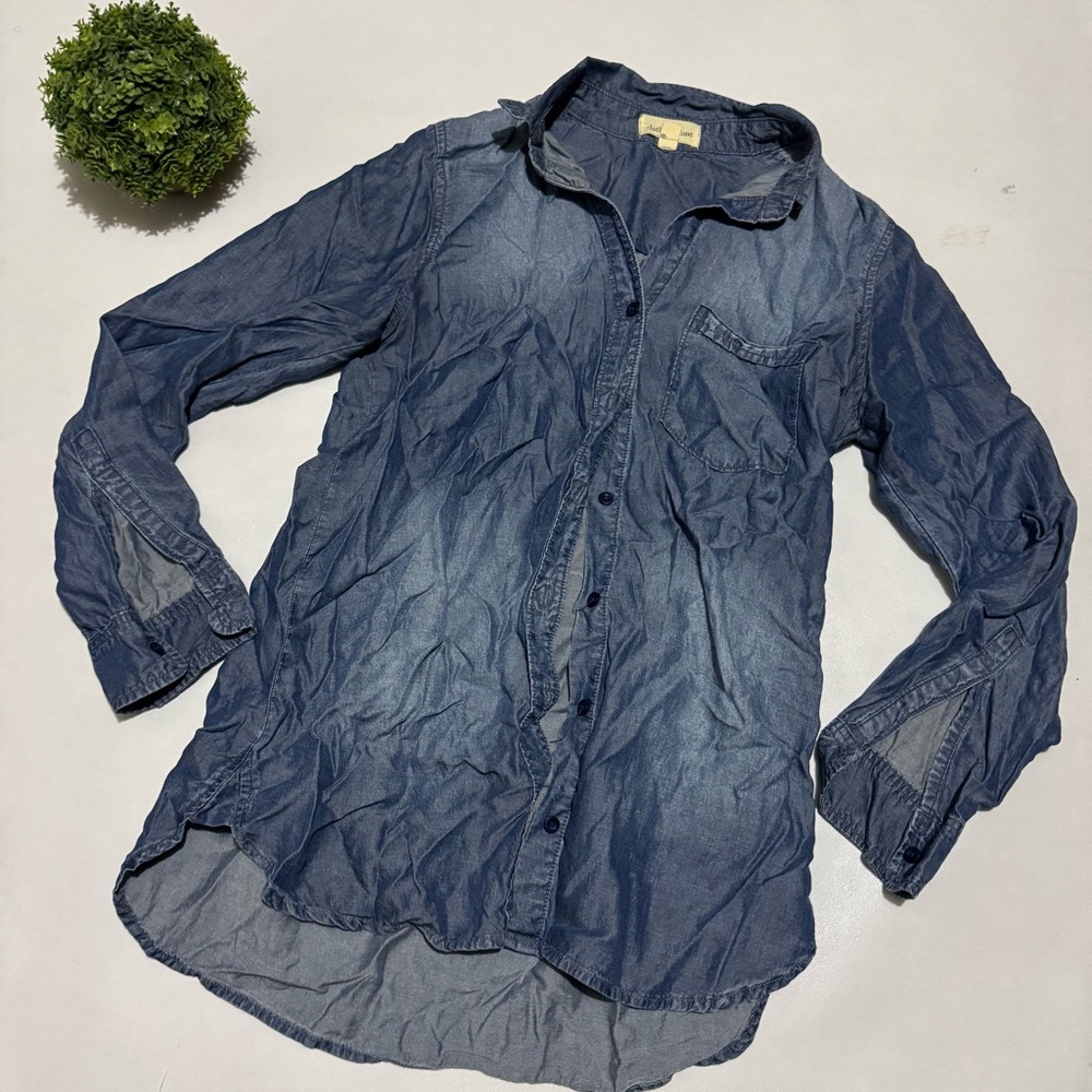 Cloth & Stone Blue Denim Chambray Long Line Button Down Tunic Top Shirt Small